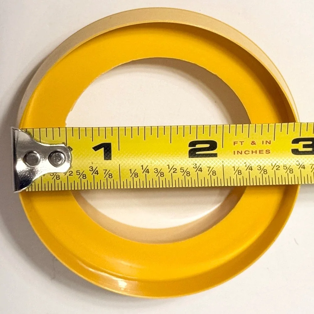 Vintage Tupperware Biscuit Cookie Cutter Harvest Gold Yellow Plastic‎ 1284 Round
